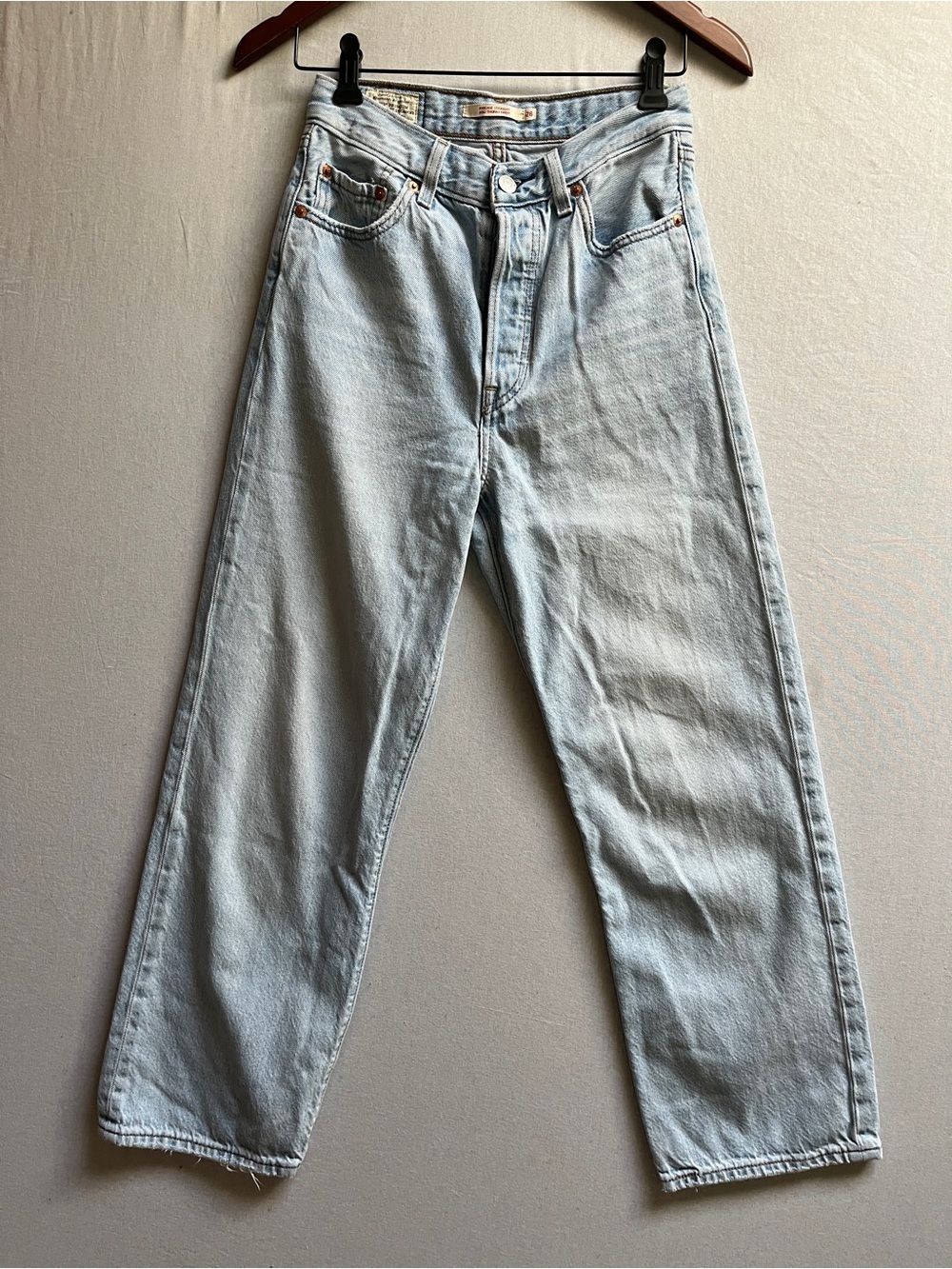 Levi's Ribcage Straight Ankle High Waisted Button Fly Jeans Size 26 Light Wash